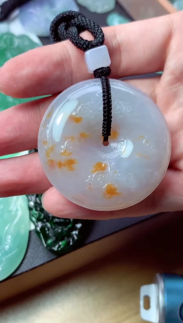 翡翠未镶嵌颈饰天然翡翠A货