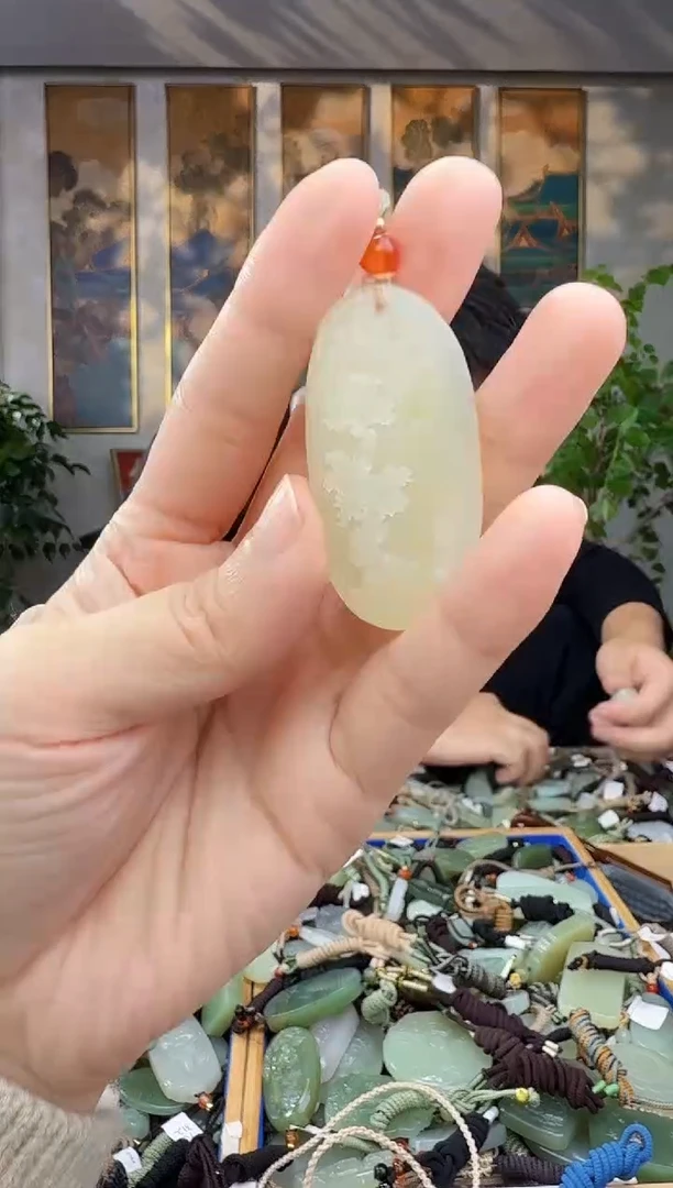 未镶嵌和田玉挂件拍一发一