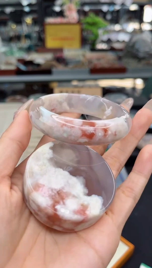 【闪购商品】石英质玉手镯未镶嵌53圈口（赠品镯心）6821014