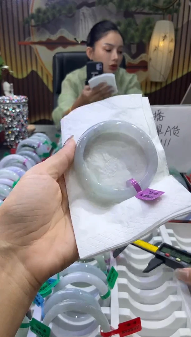 未镶嵌手镯翡翠00009882