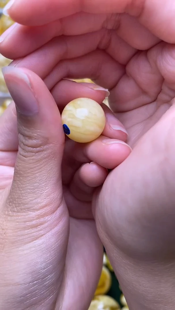 未镶嵌蜜蜡裸石蜜蜡.14