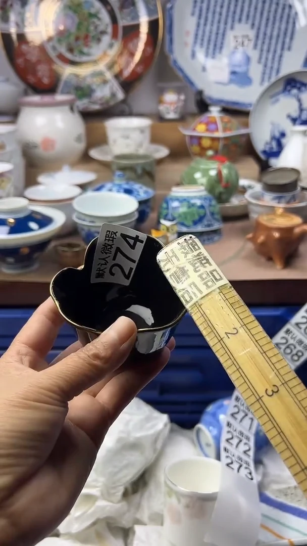 陶瓷走***去顺鑫工艺品店闪购