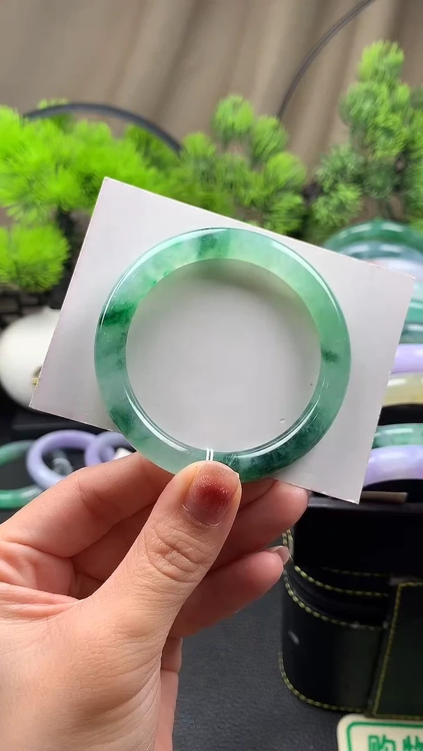 未镶嵌手镯翡翠圆条