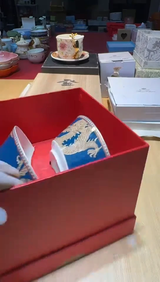 瓷片生活的本意是开心啊@@1