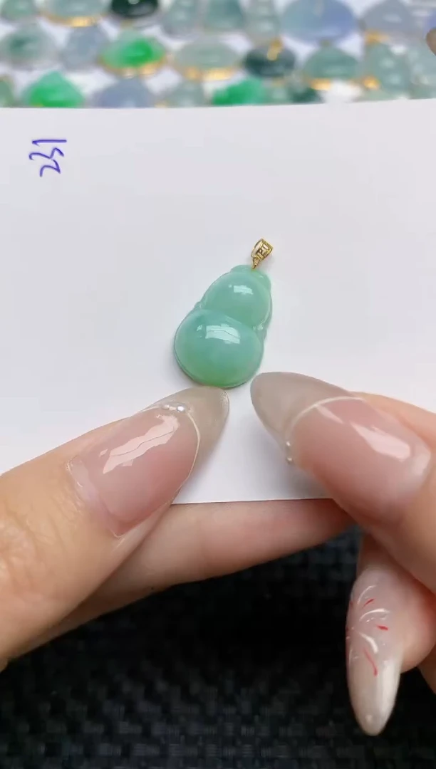 【闪购商品】翡翠颈饰18K金镶嵌 天然翡翠A货