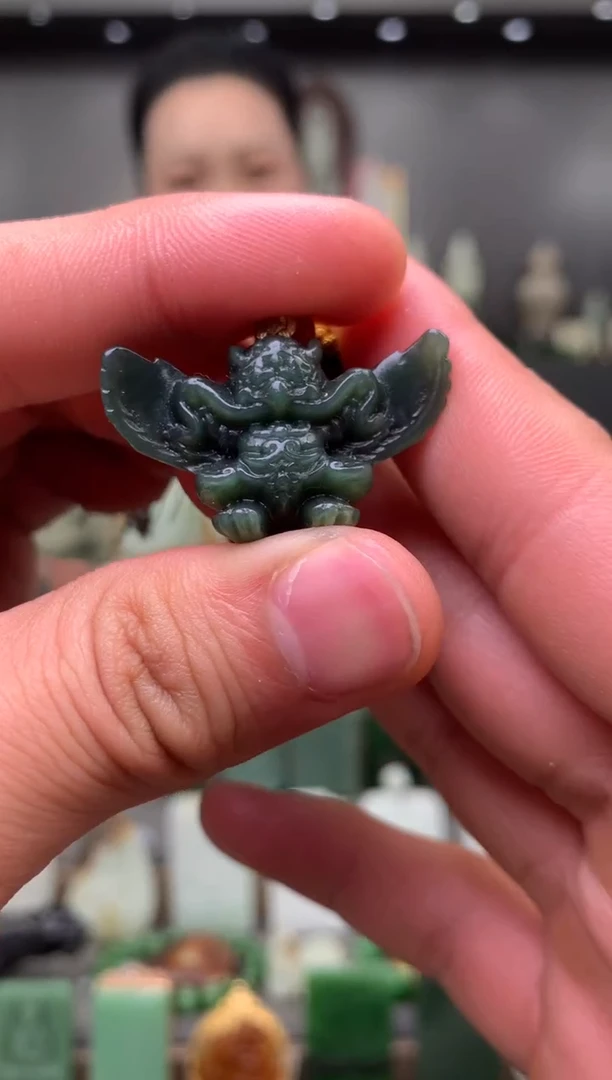 【闪购商品】和田玉吊坠未镶嵌吊坠（多样性发货）