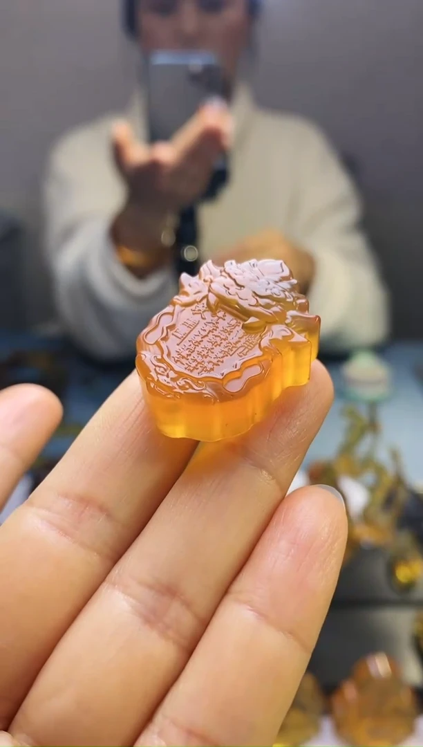 【闪购商品】琥珀颈饰未镶嵌HP98-27（山鬼令牌）