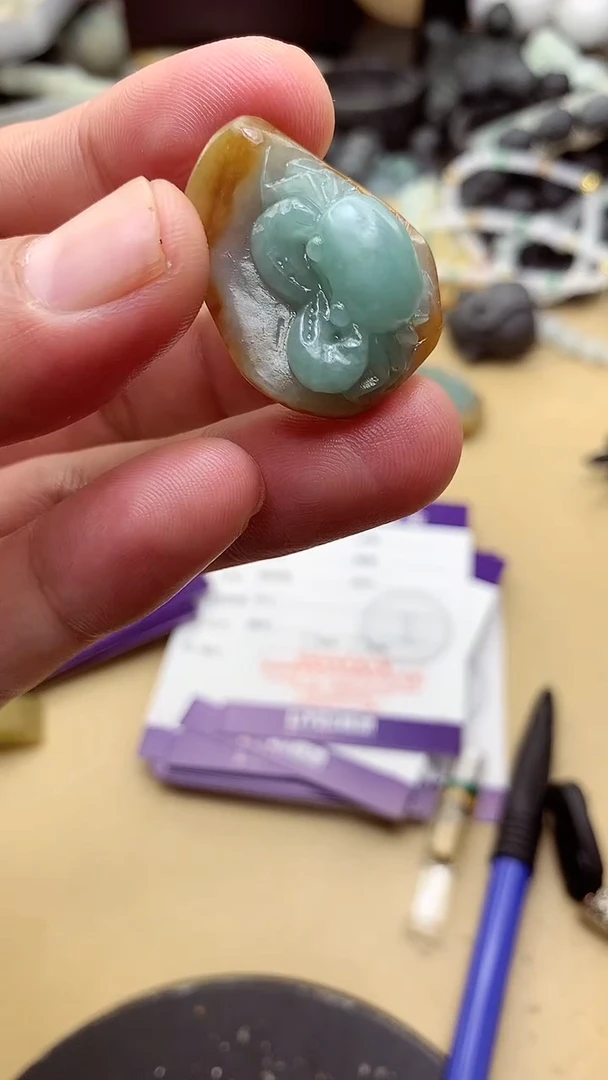 定制翡翠未镶嵌翡翠1