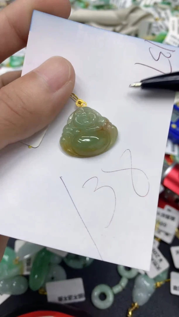 【闪购商品】翡翠颈饰18K金镶嵌翡翠