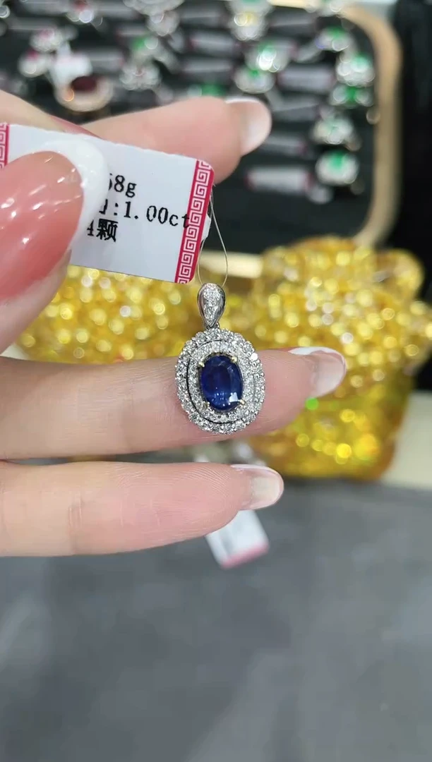 蓝宝石吊坠18K金镶嵌吊坠