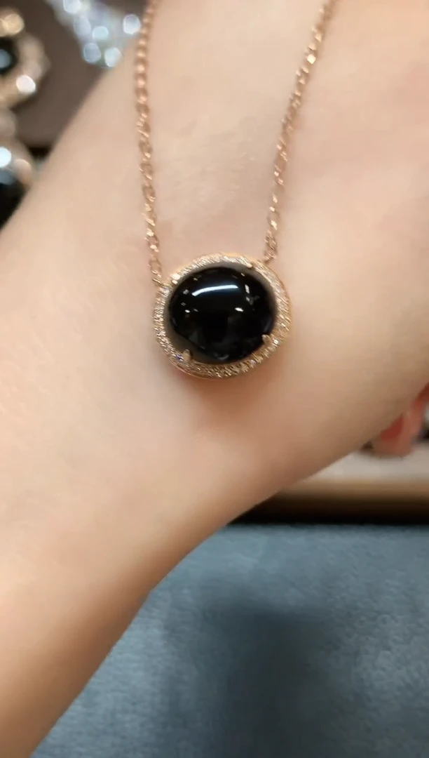 颈饰18K金镶嵌翡翠a12   多样性一件发