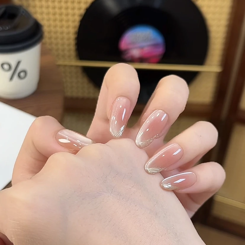 【金月】小末汀显白美甲侧光猫眼腮红斜边法式气质简约温柔穿戴甲