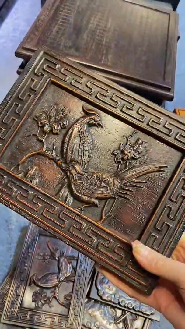 木紫檀雕刻一物一拍