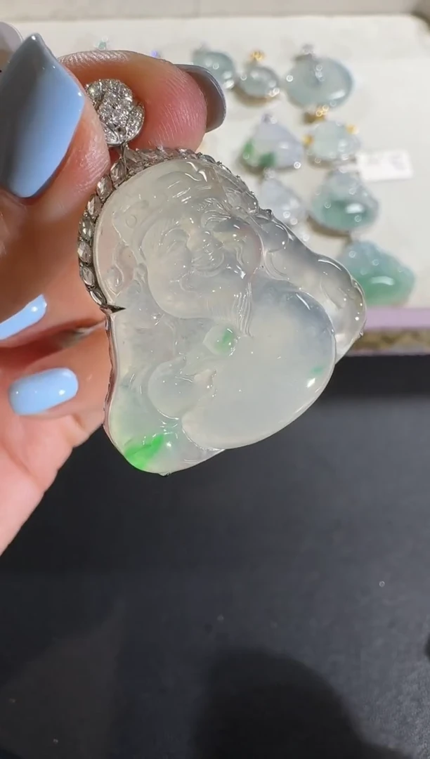 【闪购商品】翡翠吊坠(不含链)18K金镶嵌【源头工厂】钻石镶嵌