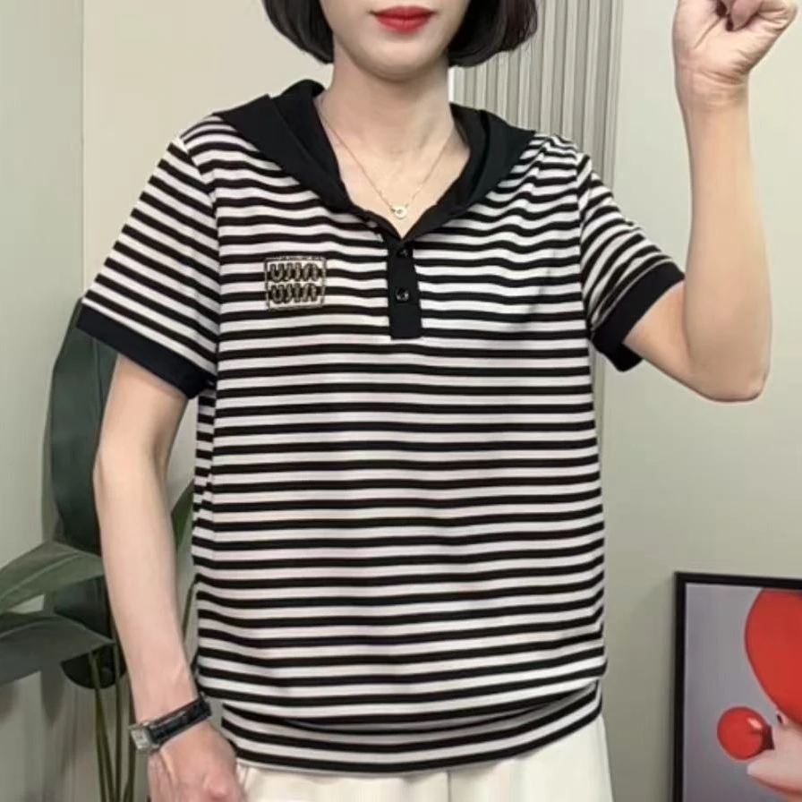 2025夏季新款烫钻设计洋气减龄时尚休闲条纹纯色连帽短袖T恤上衣