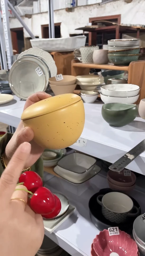 【闪购商品】碗微瑕（1个装）黄色带盖碗