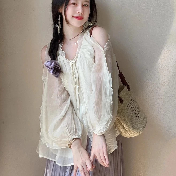 法式温柔度假风露肩衬衫新款小众轻奢显瘦别致网纱上衣女