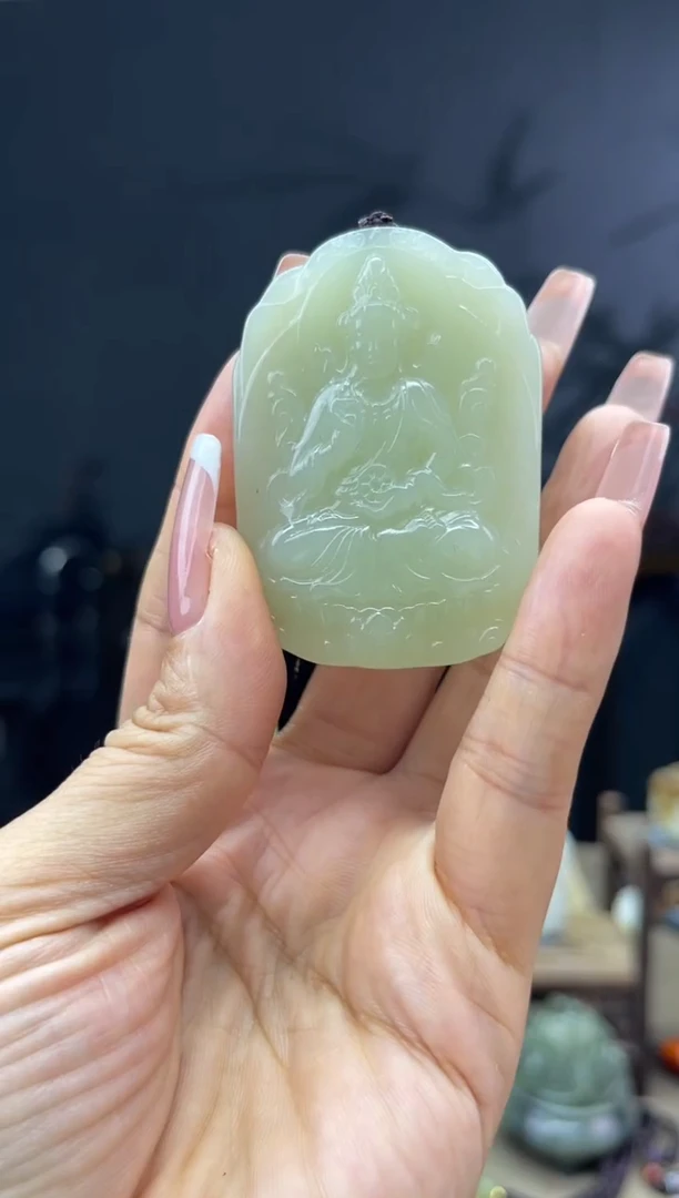 颈饰未镶嵌和田玉1