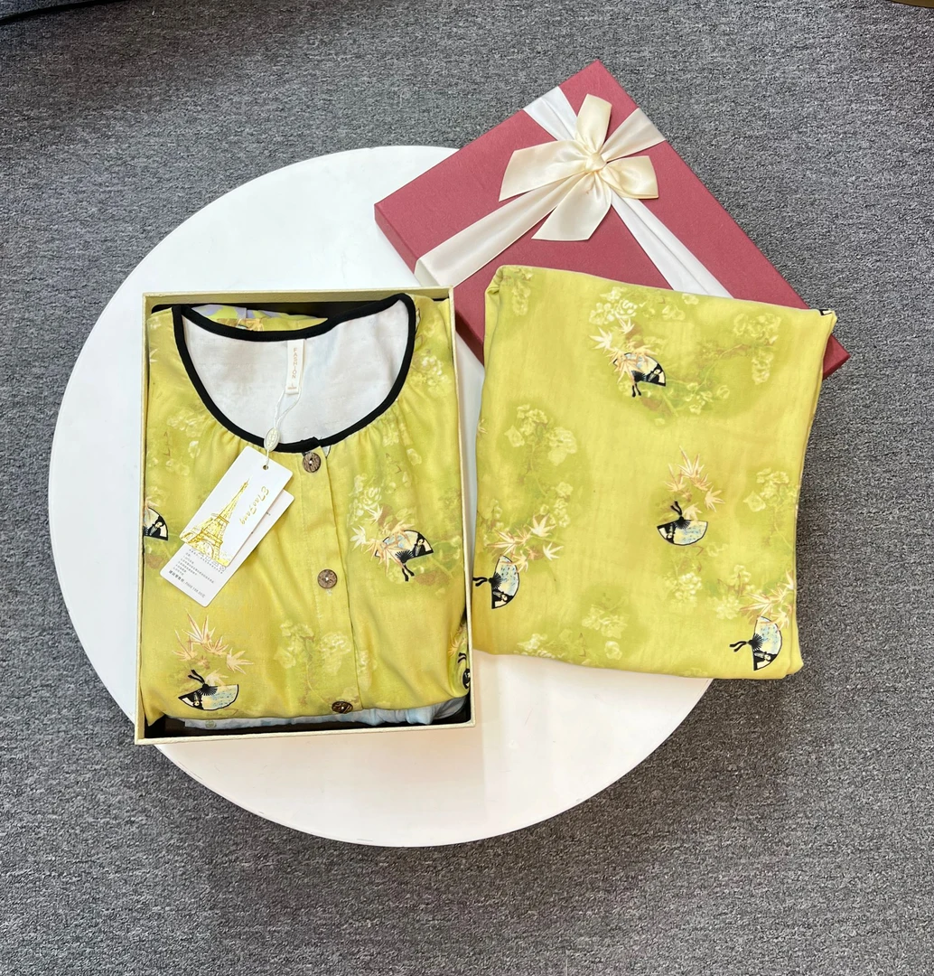 小颖优品秋冬季带胸垫睡衣女长袖长裤可外穿家居服
