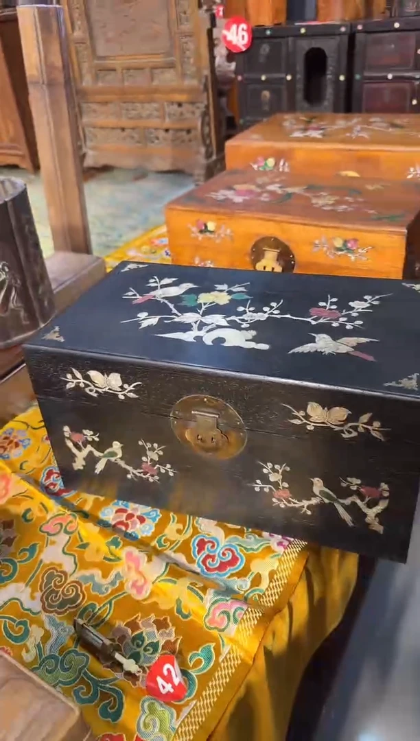 【闪购商品】木木艺邵氏紫檀山鸟翻盖箱388.8888