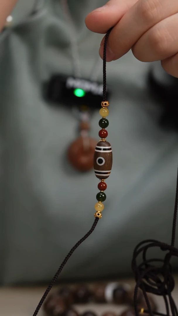 檀香木其他阴沉老山檀香脖挂