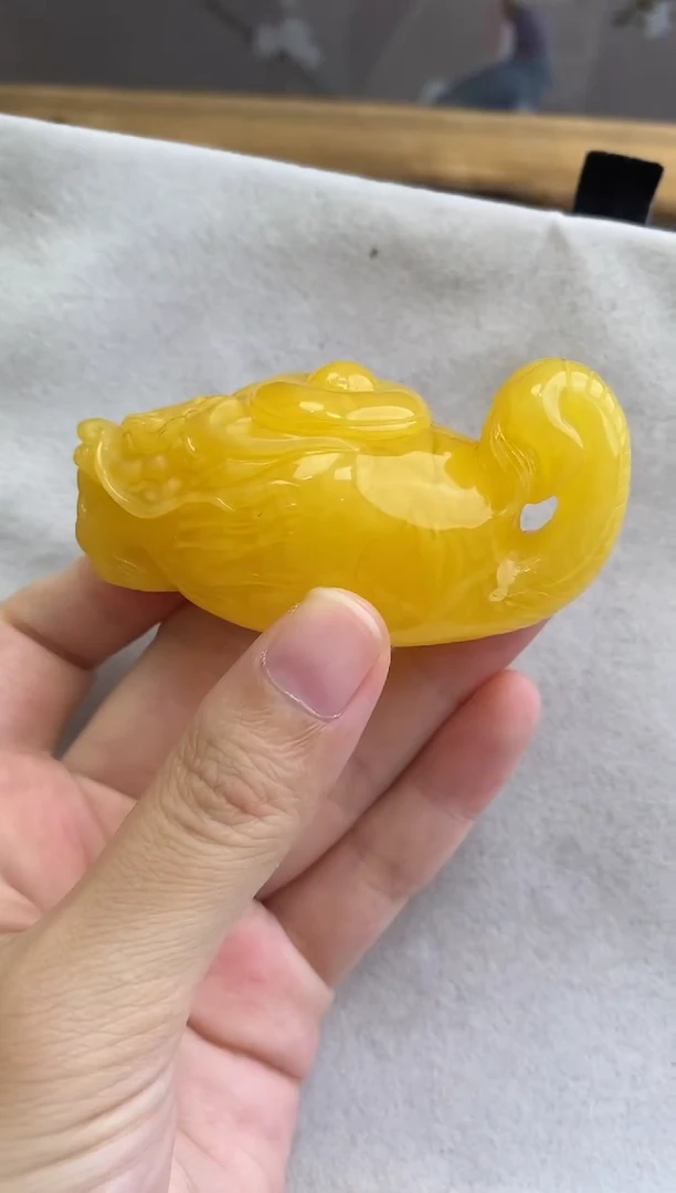 裸石琥珀未镶嵌10926044-摆件