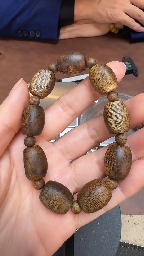 沉香手串千里香留疤随形单圈13克+