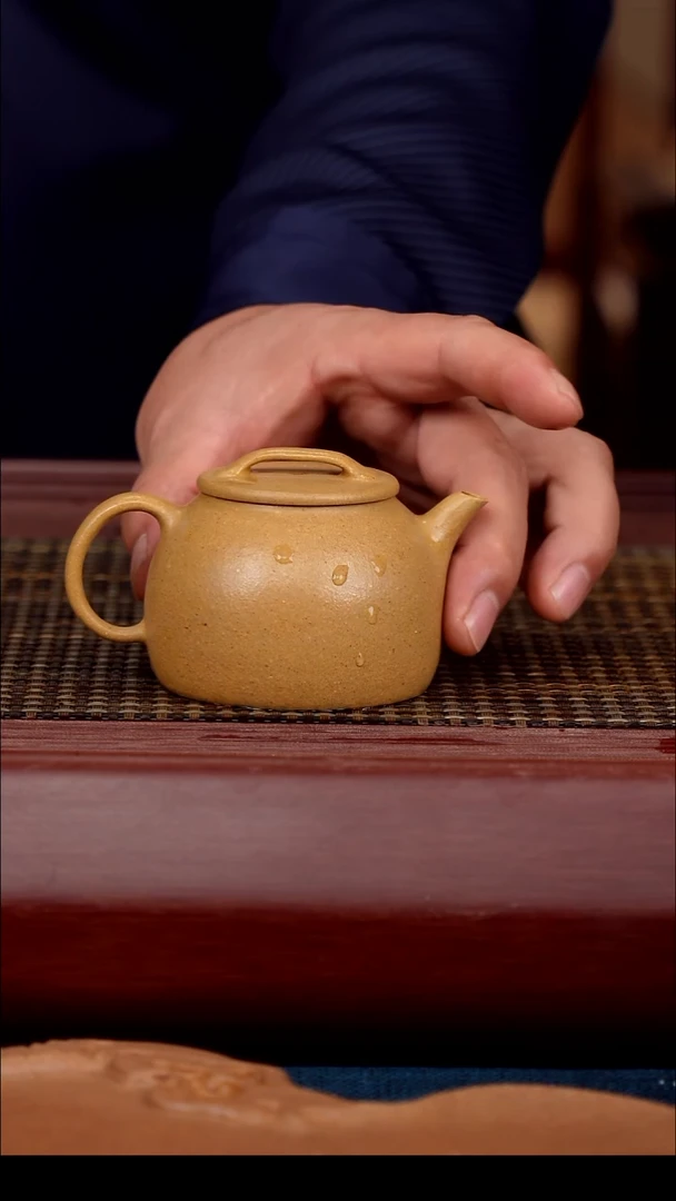 茶盏陈富才原矿紫砂壶