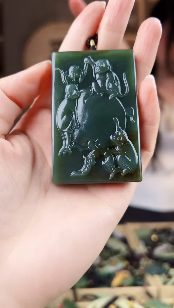 颈饰未镶嵌和田玉拍一发一，多样性发货