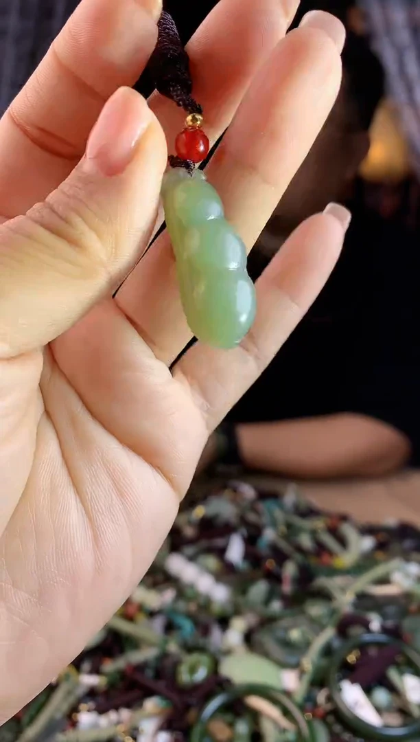 【闪购商品】和田玉挂件未镶嵌多样性发货拍一发一