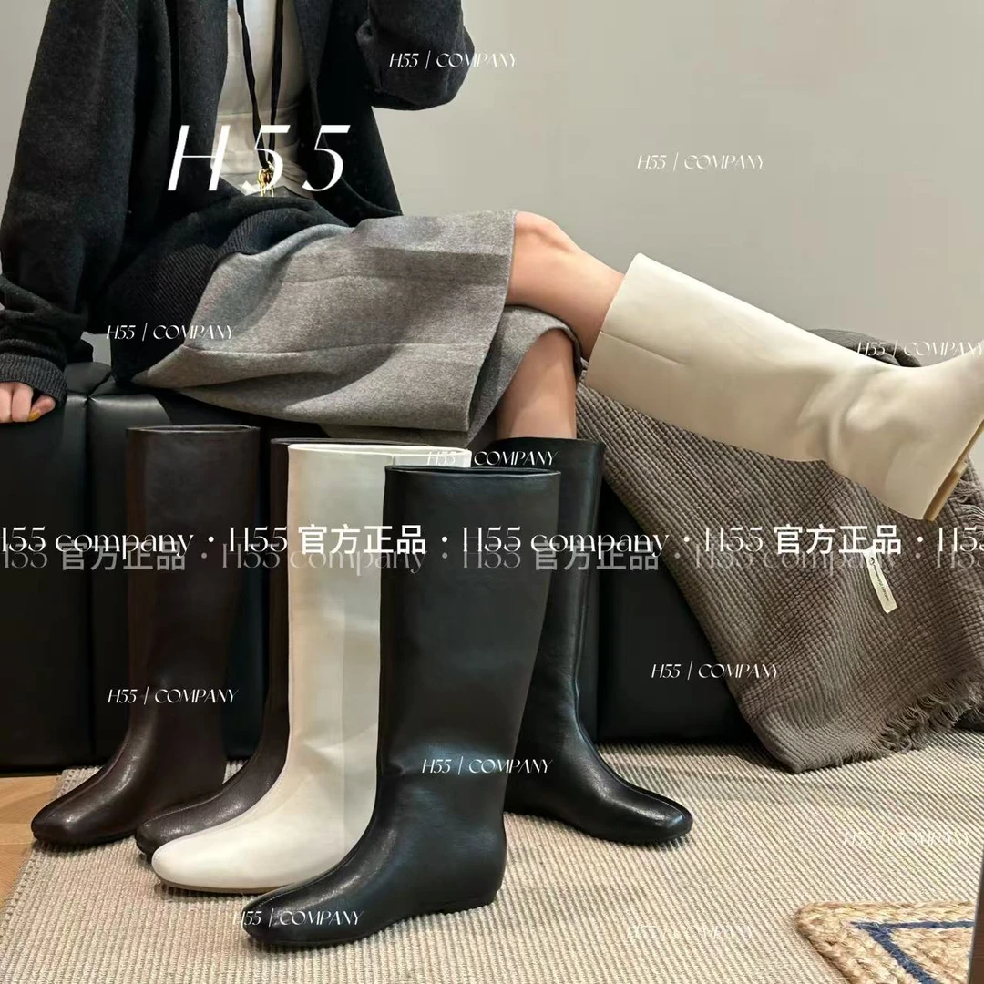 H55-雾淞-小众买手款极简廓形方头直筒靴3cm59-2931-RD