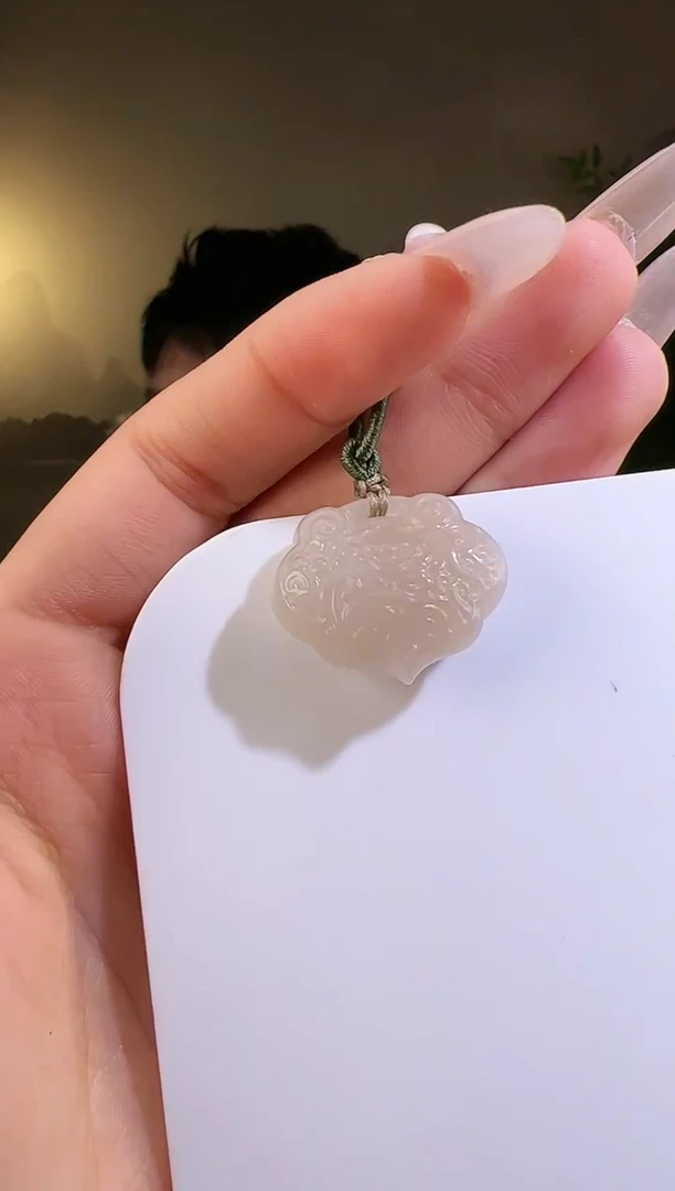 【闪购商品】和田玉颈饰未镶嵌锁1225