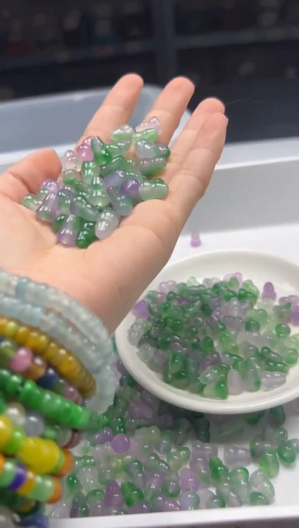 玛瑙/玉髓颈饰未镶嵌w2679春带彩冰葡萄葫芦12*8mm*10颗