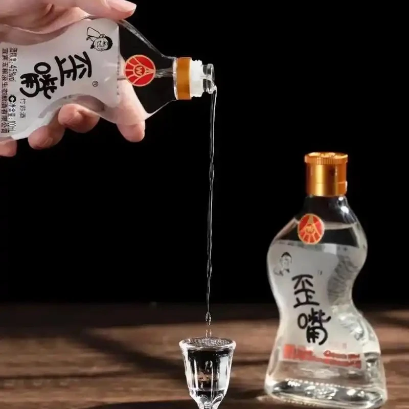 歪嘴宜宾仙林生态酒业歪嘴竹荪浓香型露酒45/52度100ml