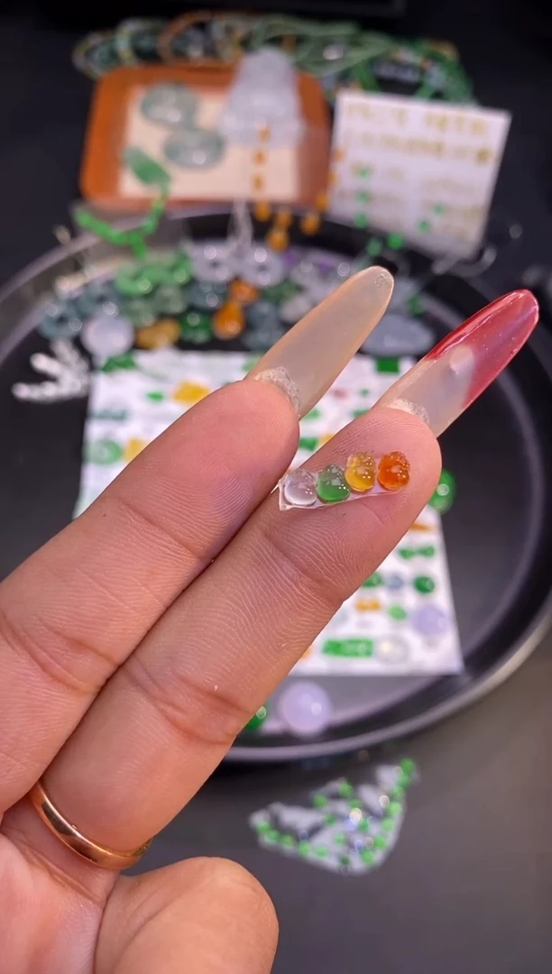 【闪购商品】翡翠挂件未镶嵌金蟾