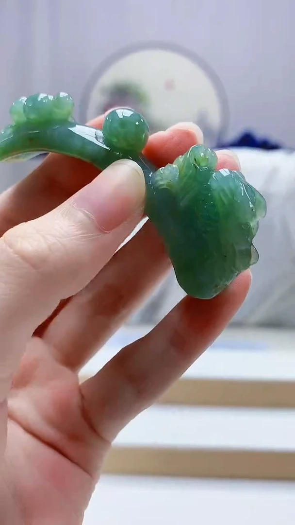 未镶嵌定制翡翠4868zm-毛货挂件63手牌