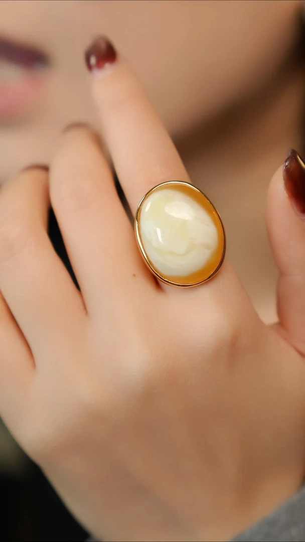 银S925镶嵌蜜蜡戒指-白蜡戒指