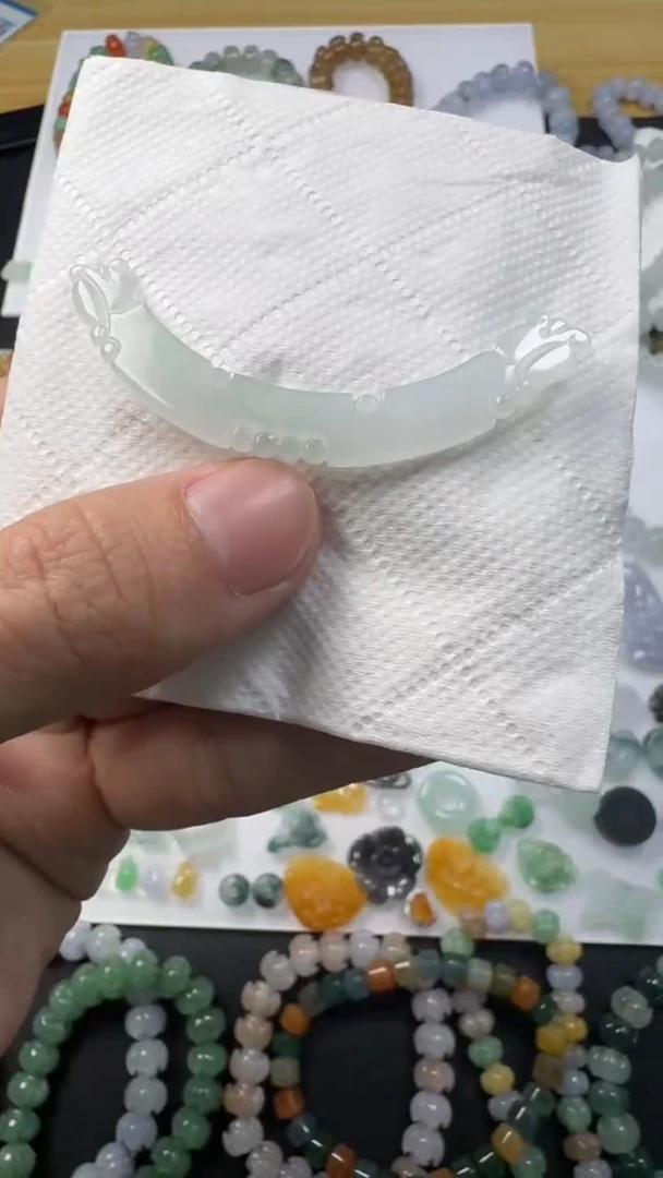 颈饰未镶嵌翡翠【闪购商品】 天然翡翠