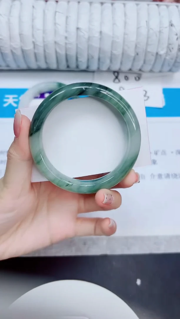 石英质玉手镯未镶嵌47/57