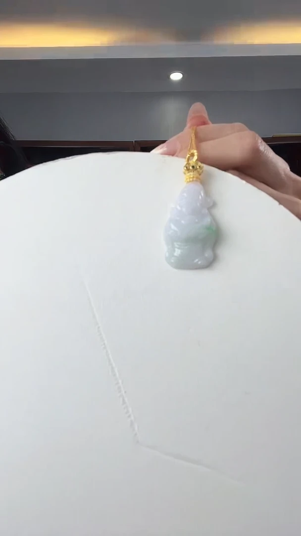颈饰未镶嵌翡翠财神