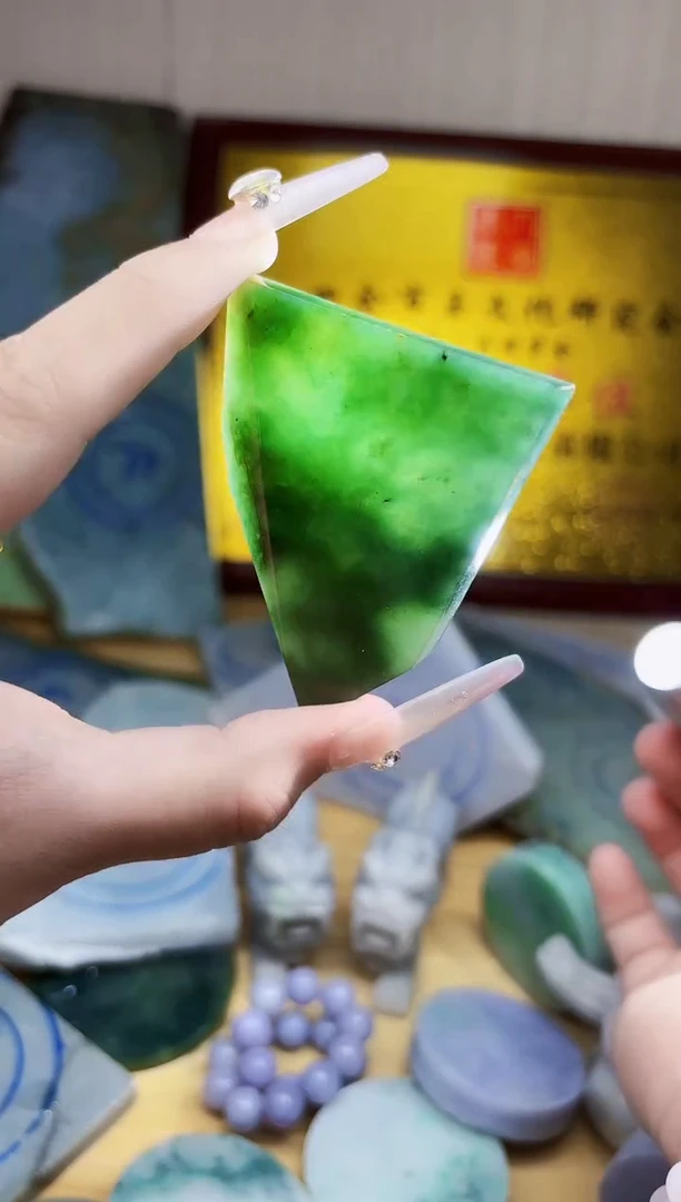 翡翠未镶嵌颈饰翡翠A货 江谭138