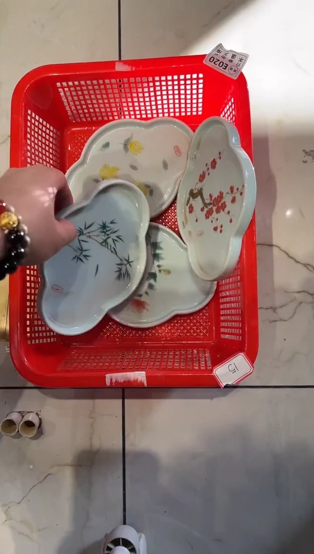 微瑕商品，介意勿拍  套组