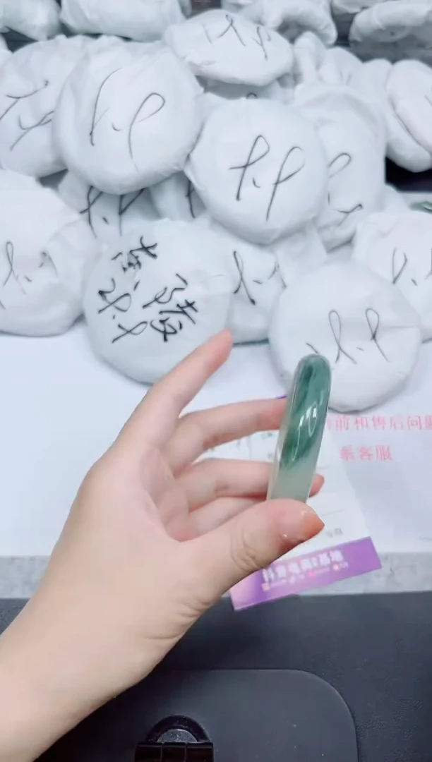 石英质玉手镯未镶嵌99-50