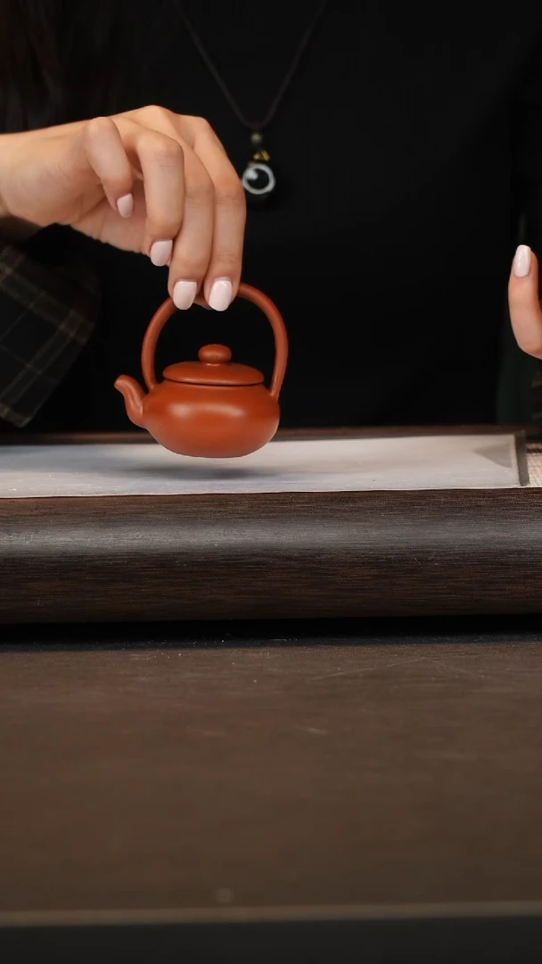 茶壶紫砂朱泥提梁手把件