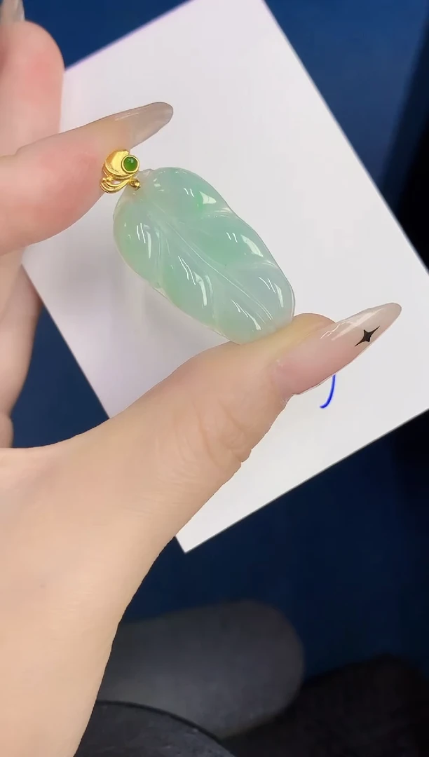 颈饰未镶嵌翡翠缅甸天然翡翠A货
