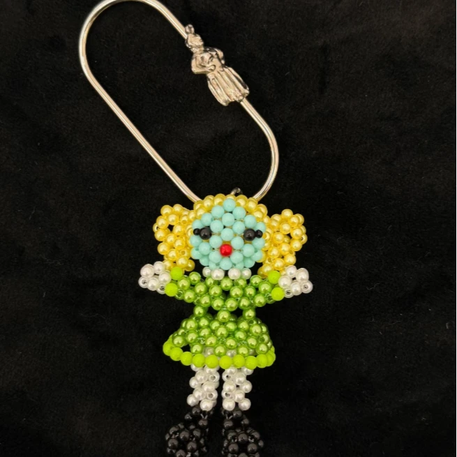 CHOPOVA LOWENA设计师品牌银/金色串珠钥匙扣 25SS 早春穿搭