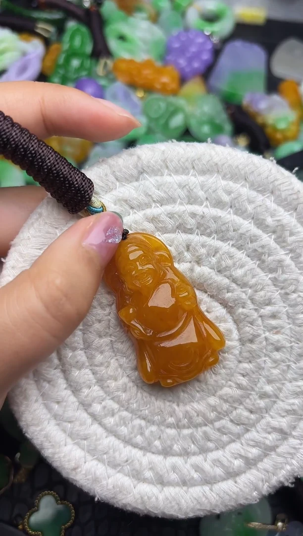 颈饰未镶嵌翡翠缅甸翡翠吊坠