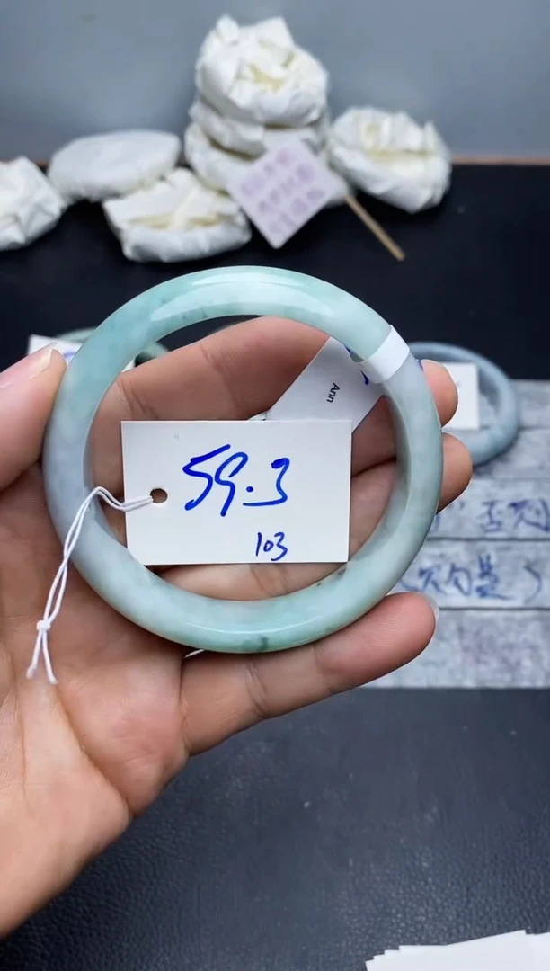 未镶嵌手镯翡翠103