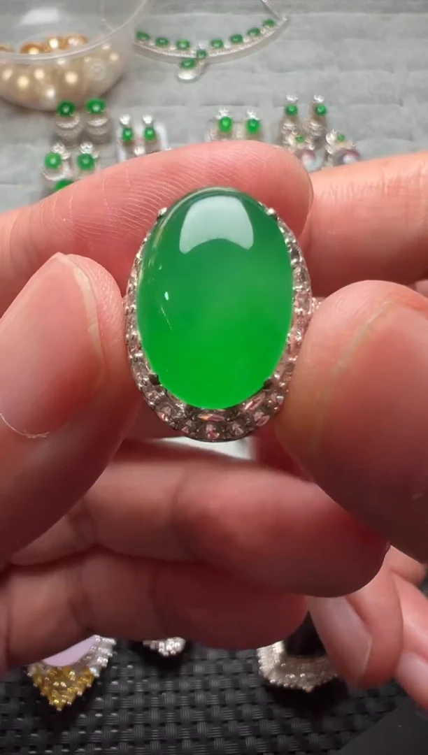 未镶嵌定制翡翠缅甸A货翡翠