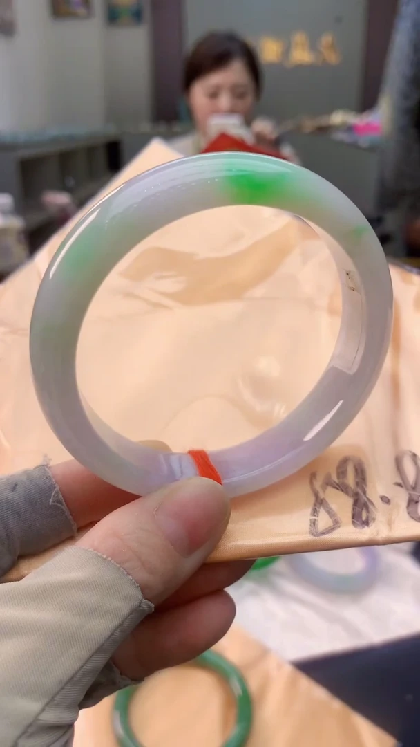 未镶嵌手镯翡翠0835985942